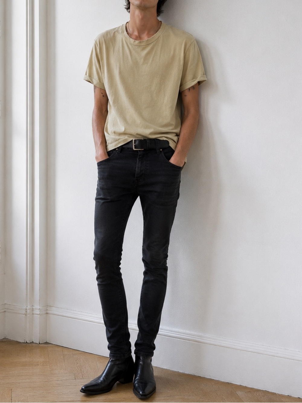 Elwood Distressed Organic Cotton T-shirt Light Yellow